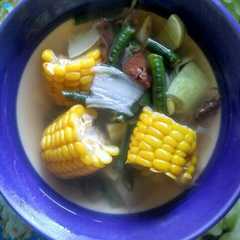 A picture of Sayur Asem.