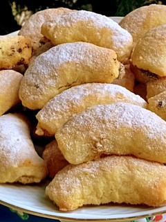 Omlós, diós–mákos kifli recept fotója