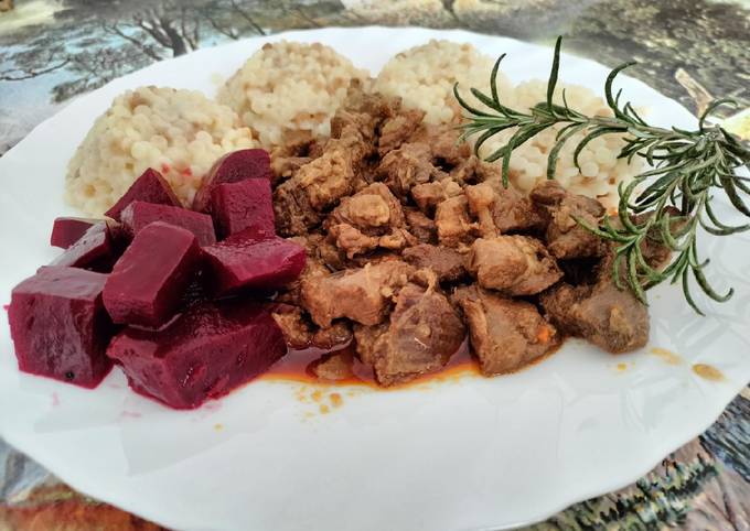 Vaddiszno Ragu Porkolt () Vaddiszno Ragu Porkolt