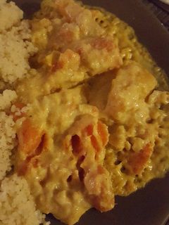 Une photo de Poêlée de carottes, rutabaga et patate douce au lait de coco