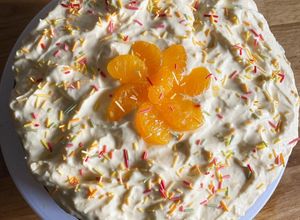 Répatorta mandarinos- fehercsokis mascarpone kremmel🥕🍰🌸 recept fotója