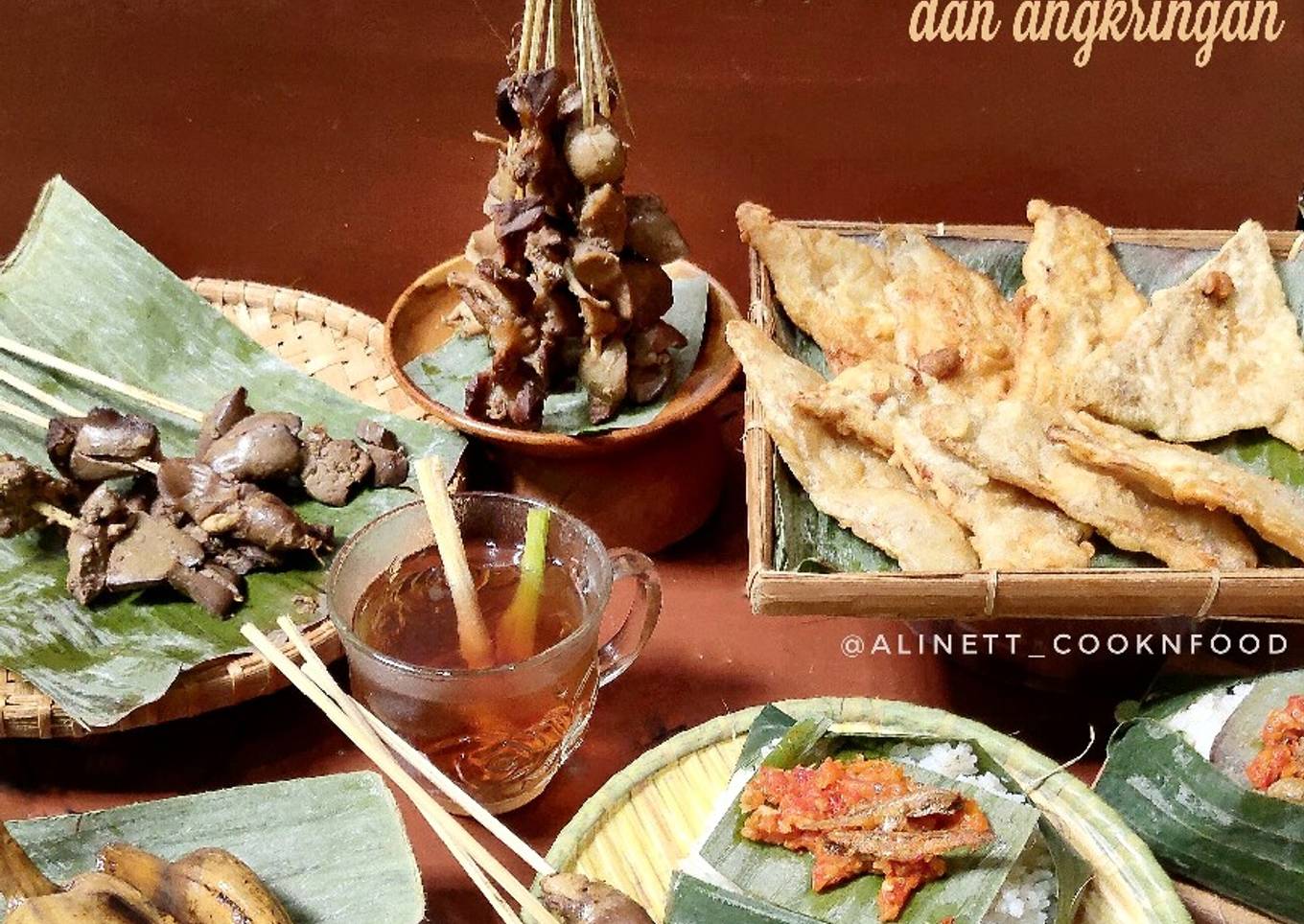 Sate Ati, Tempe Mendoan, Nasi Kucing, Wedang Teh Jahe Serai