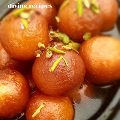 A picture of Instant gulabjamun.
