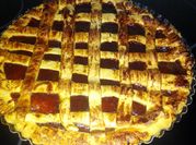 Una foto de pastafrola con membrillo