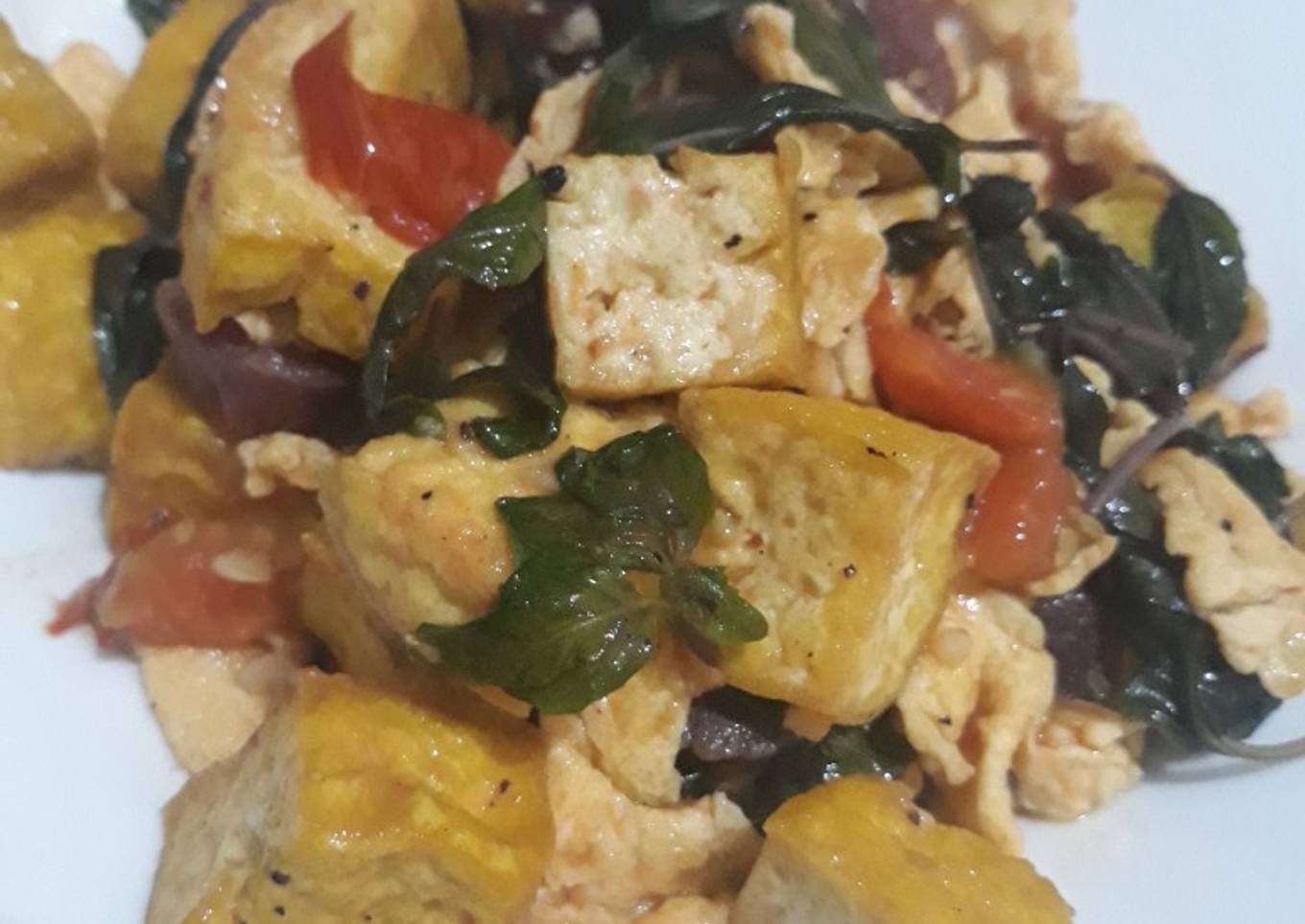 Orak-Arik Tahu Daun Basil