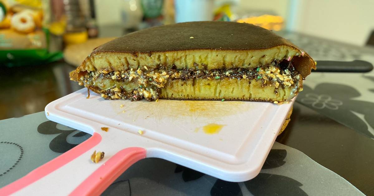  Resep  Martabak  Manis Teflon  oleh Beatrix Quorra Cookpad