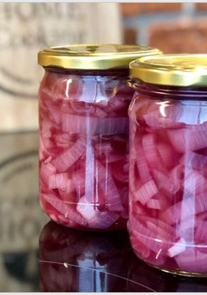 A picture of Pickled Red Onion. Marinated Appetizer.