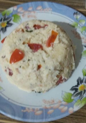 ટોમેટો ઉપમા (Tomato Upma Recipe In Gujarati) રેસીપી મુખ્ય ફોટો