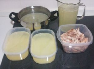 Foto principal de Caldo o fondo de carne (Olla Gm g)