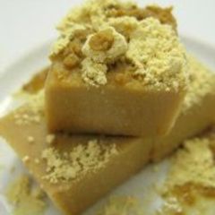 A picture of Roasted Soy Flour and Milk Agar Agar.