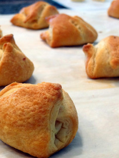 A picture of Chicken Rolls.