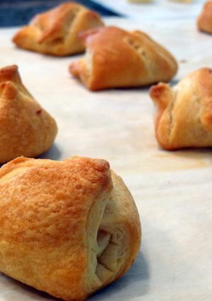 A picture of Chicken Rolls.