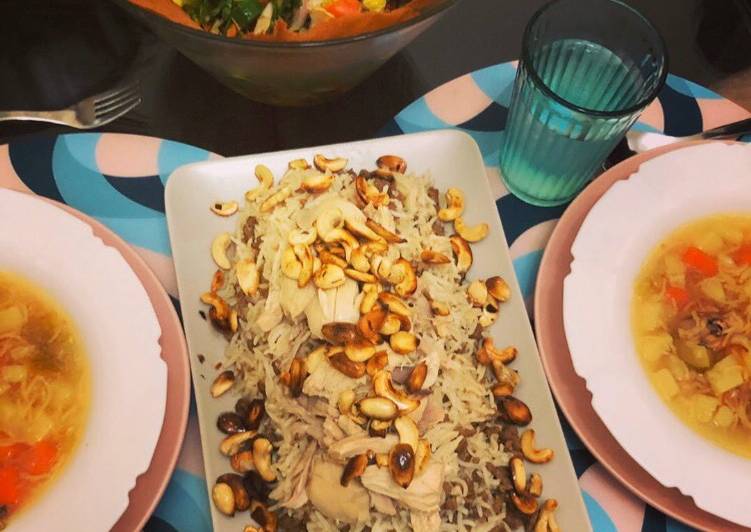 منسف دجاج على الطريقة اللبنانية