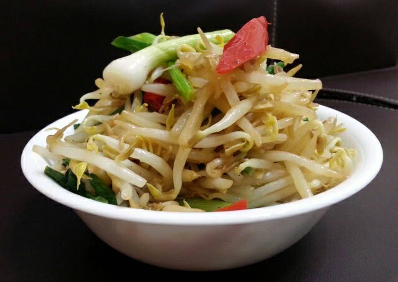 Vegan Bean Sprouts In 5 Minutes