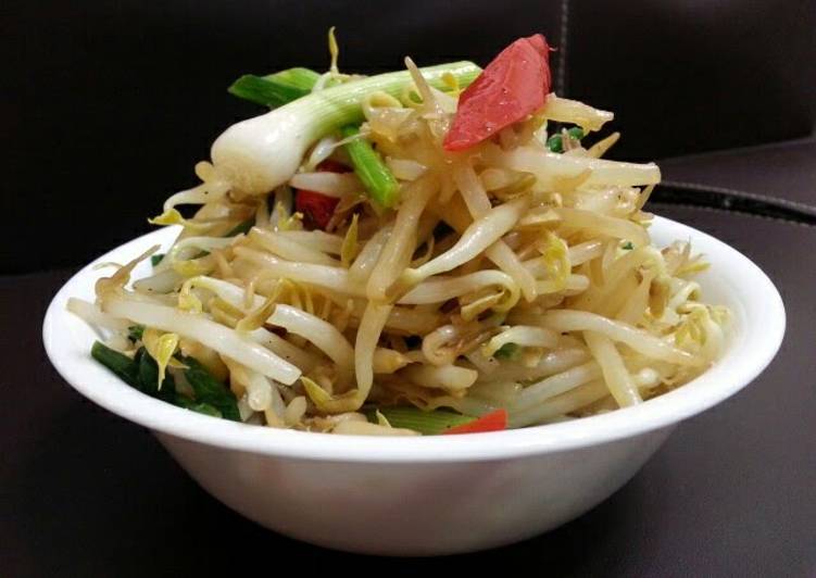 Recipe of Ultimate Vegan Bean Sprouts In 5 Minutes