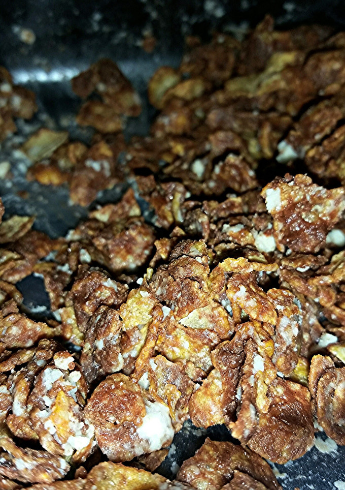A picture of Puppy Chow.