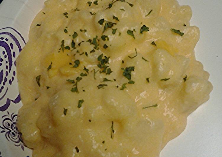 Step-by-Step Guide to Prepare Favorite Creamy cheesy potatoes