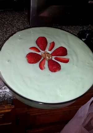 A picture of Simple Lime Dessert.
