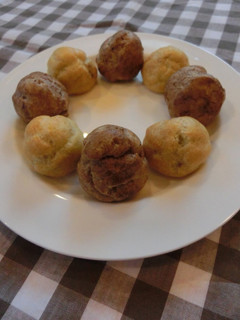 A picture of For Valentine's Day! Double Chocolate Cream Puff.