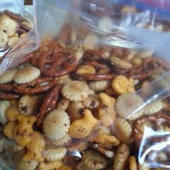 A picture of ZESTY SNACK MIX.