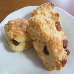 A picture of [Egg- and Gluten-Free] Scones.