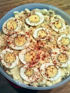 A picture of Simple potato salad.