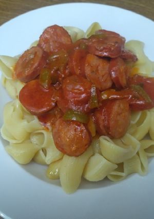 Φωτογραφία της συνταγής Κοχύλια με σάλτσα λουκάνικου