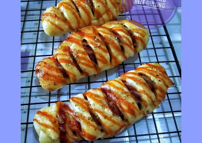 Resep 148. Roti Smoke Beef Gulung oleh Dedifa.Cooking - Cookpad