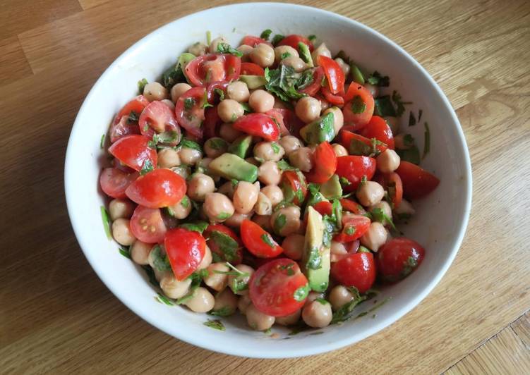 Easiest Way to Make Super Quick Homemade Avocado tabbouleh with halloumi