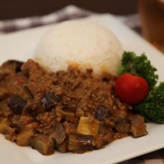 A picture of Ready in 15 Minutes! Eggplant Keema Curry.