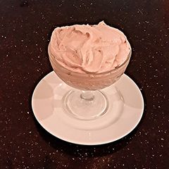 A picture of Strawberry Whipped Cream Topping.