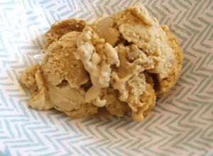 Foto principal de Helado de pistacho vegano y sin azúcar (heladera)