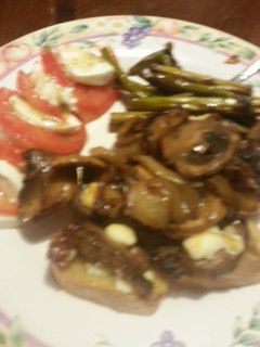 A picture of Steak Crustini.
