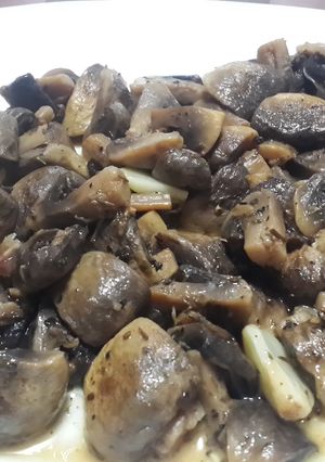 A picture of Lemon Garlic Mushrooms.