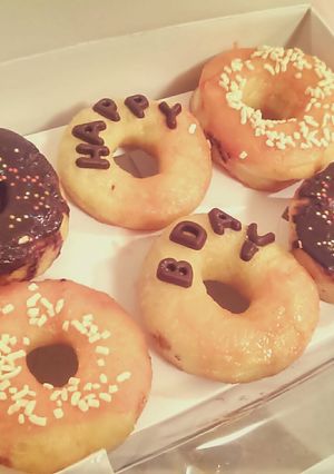 A picture of Birthday Doughnuts.