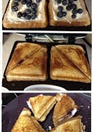 A picture of blueberry breakfast grilled chese.