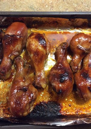 A picture of Baked Honey Glazed Chịcken Drumsticks.