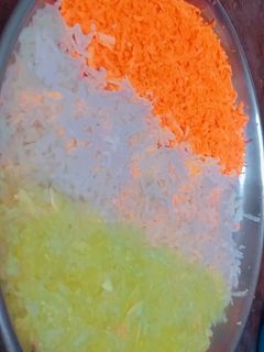 तिरंगा सलाद (tiranga salad recipe in Hindi) रेसिपी मुख्य फोटो