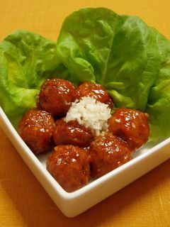 A picture of Meatballs with Sweet & Sour Chili Sauce.