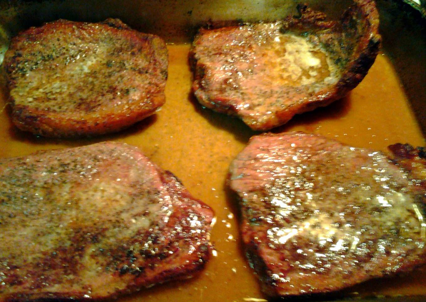 steak from the oven and gravy
