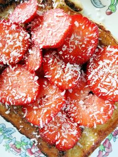 A picture of Nutella French Breakfast Toast.