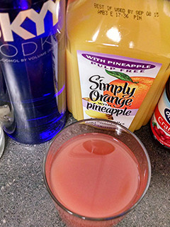 A picture of My Rum Punch.