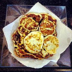 A picture of L's Mini Sweet Cheese Pancakes.