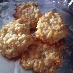 A picture of Easy Coconut Macaroons.