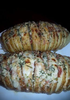 A picture of Cheesy Hasselback Potatoes.