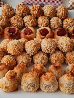 Una foto de Panellets variados