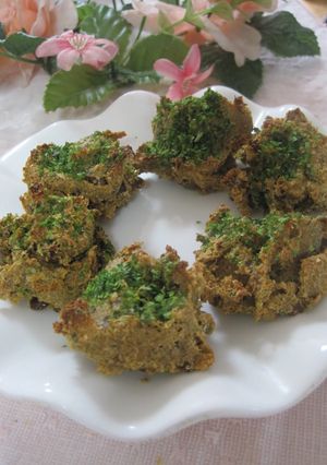 A picture of Macrobiotic Baked Rice Bran & Natto Dumplings.