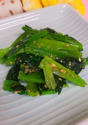 A picture of Simple Komatsuna with Sesame Dressing (Great for Bento).