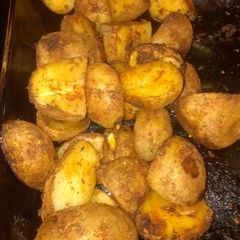 A picture of Roasted potatoes.