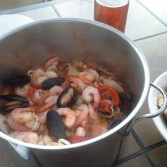 A picture of Easy Cioppino.